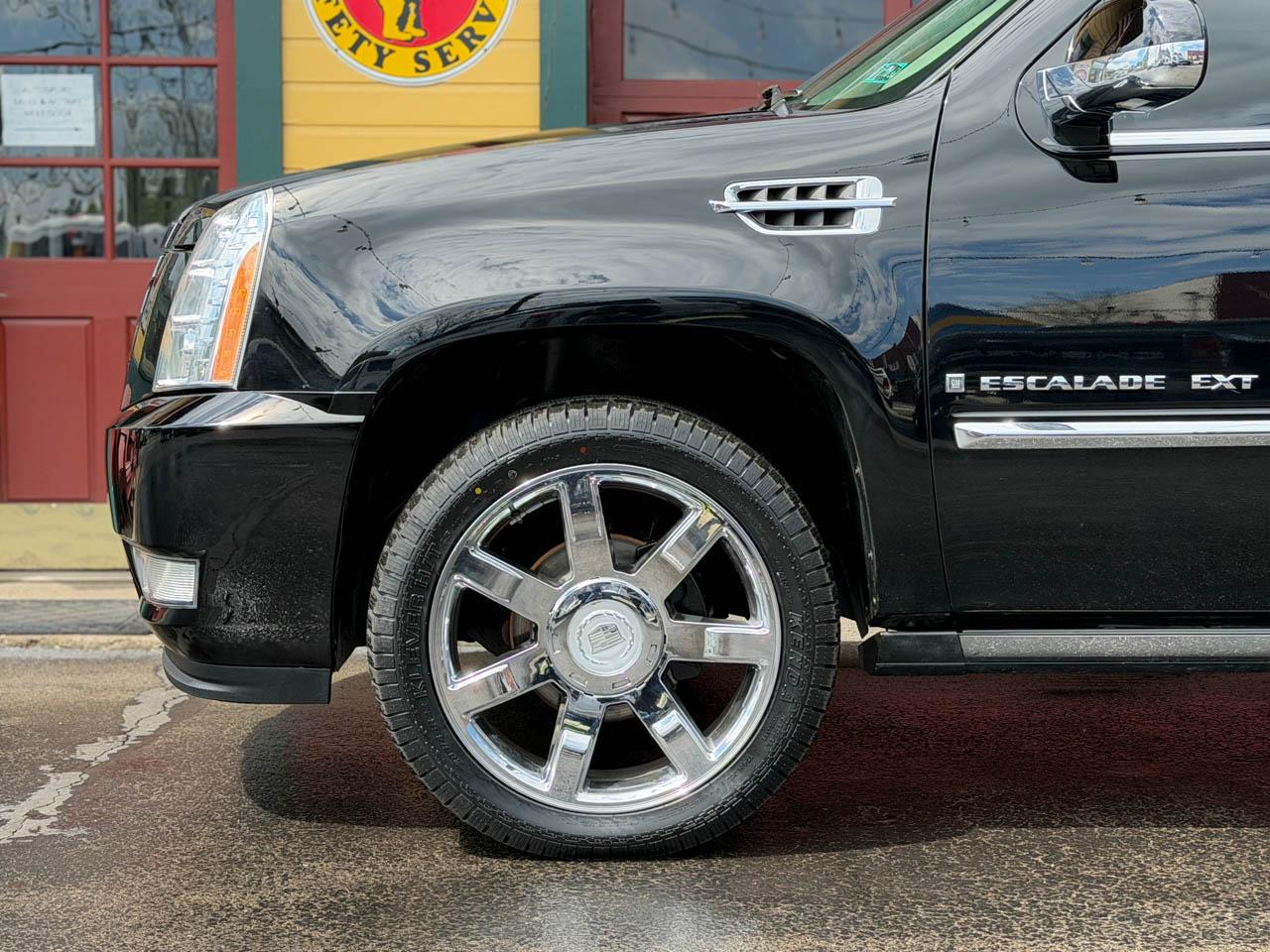Cadillac Escalade EXT Sport Utility Truck 2008