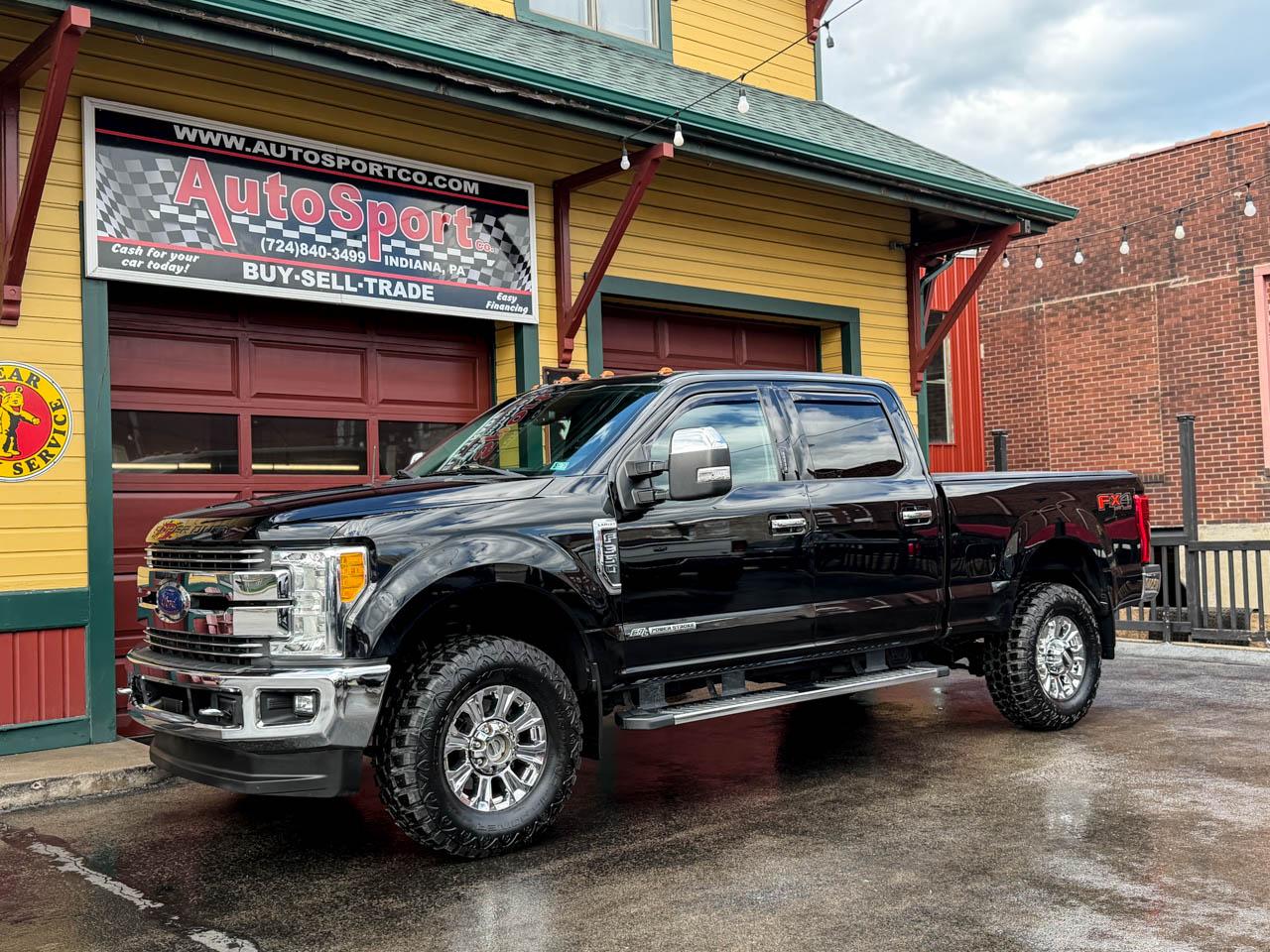 Ford F-350 SD Lariat Crew Cab 4WD 2017