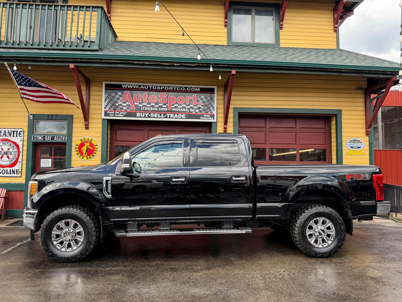 Ford F-350 SD Lariat Crew Cab 4WD 2017
