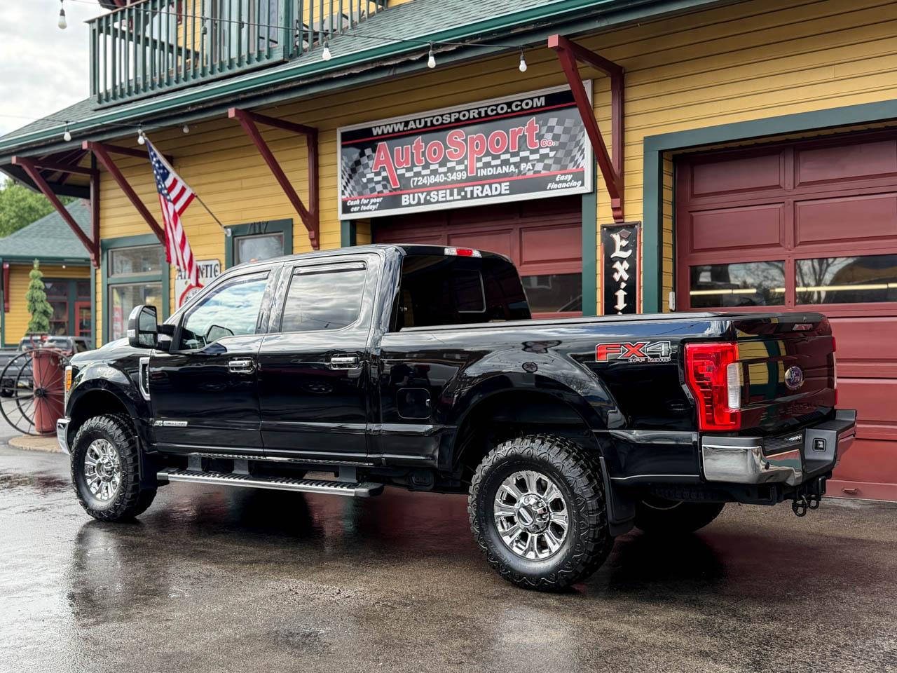 Ford F-350 SD Lariat Crew Cab 4WD 2017