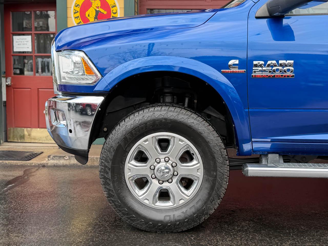 RAM 2500 Laramie Crew Cab SWB 4WD 2018