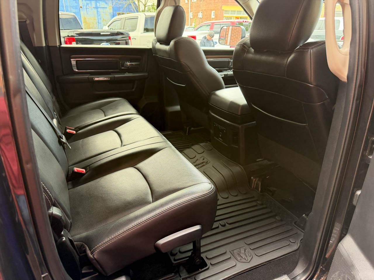 RAM 2500 Laramie Mega Cab 4WD 2017