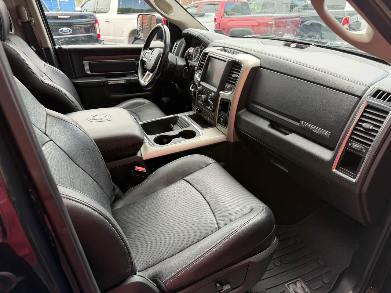 RAM 2500 Laramie Mega Cab 4WD 2017