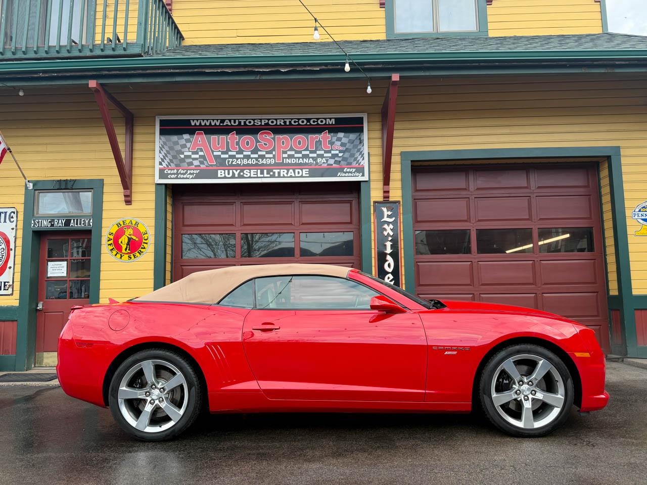 Chevrolet Camaro Convertible 2SS 2011