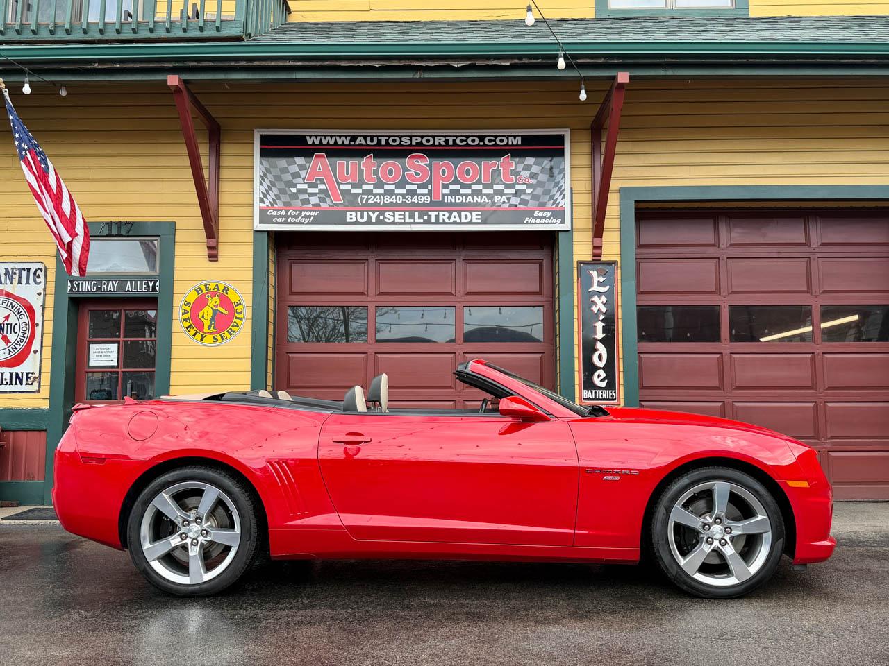 Chevrolet Camaro Convertible 2SS 2011