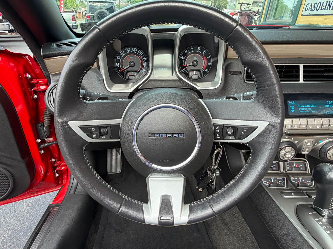 Chevrolet Camaro Convertible 2SS 2011