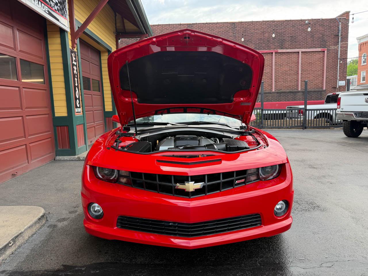 Chevrolet Camaro Convertible 2SS 2011