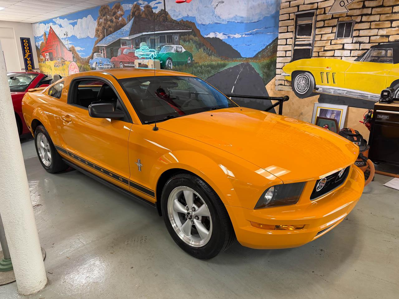 Ford Mustang V6 Premium Coupe 2007
