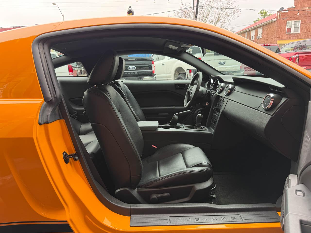 Ford Mustang V6 Premium Coupe 2007
