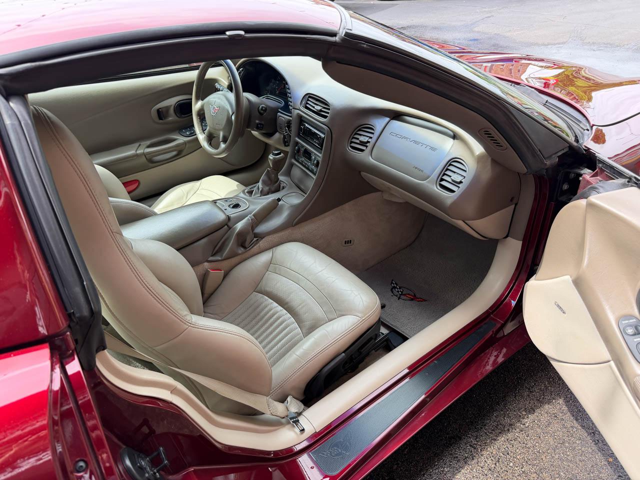 Chevrolet Corvette Coupe 2003