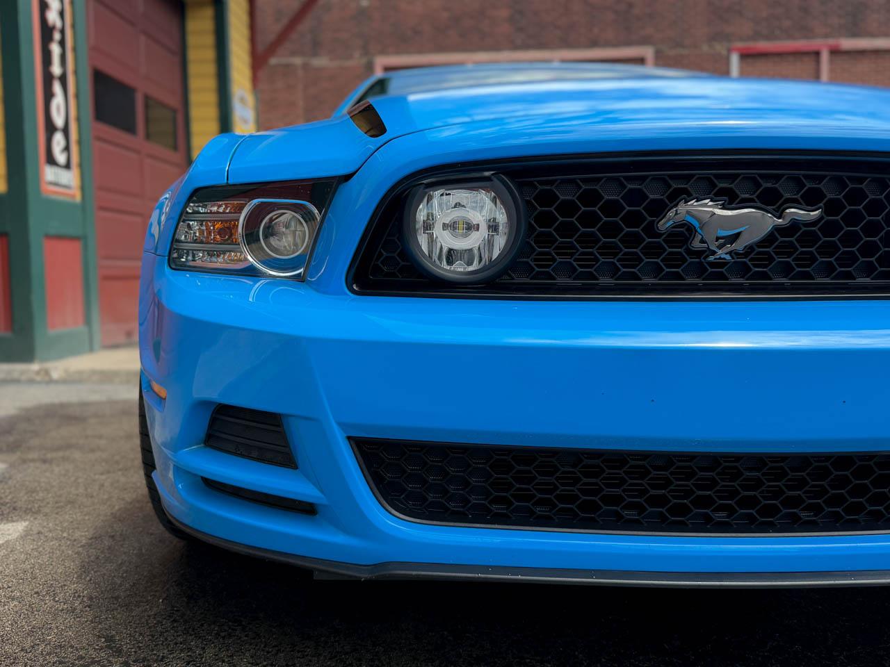Ford Mustang GT Premium Coupe 2013
