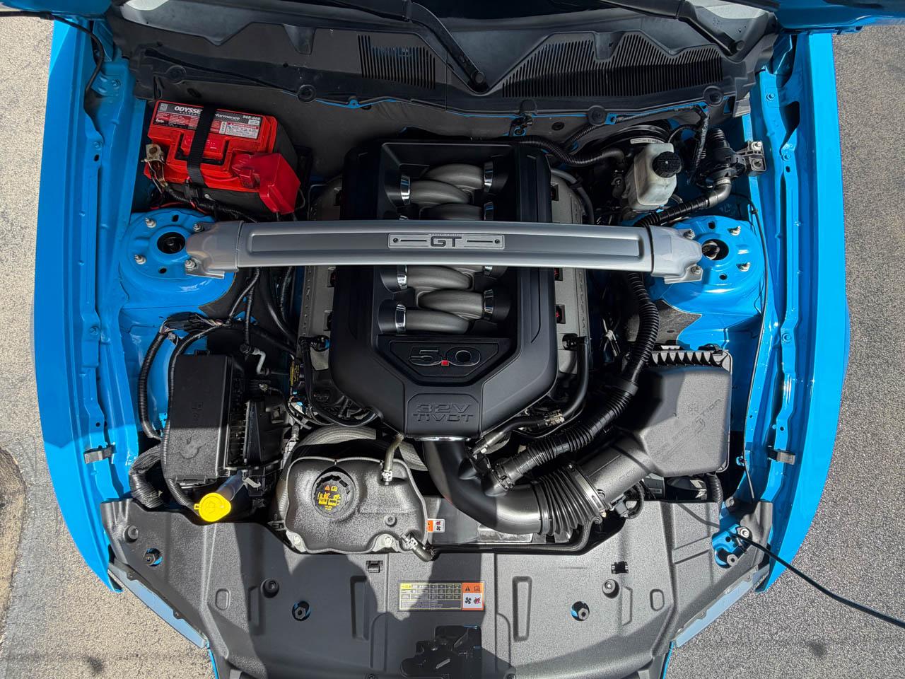 Ford Mustang GT Premium Coupe 2013