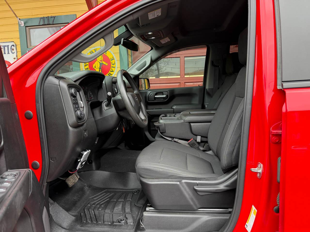Chevrolet Silverado 1500 Custom Trail Boss Crew Cab Short Box 4WD 2020