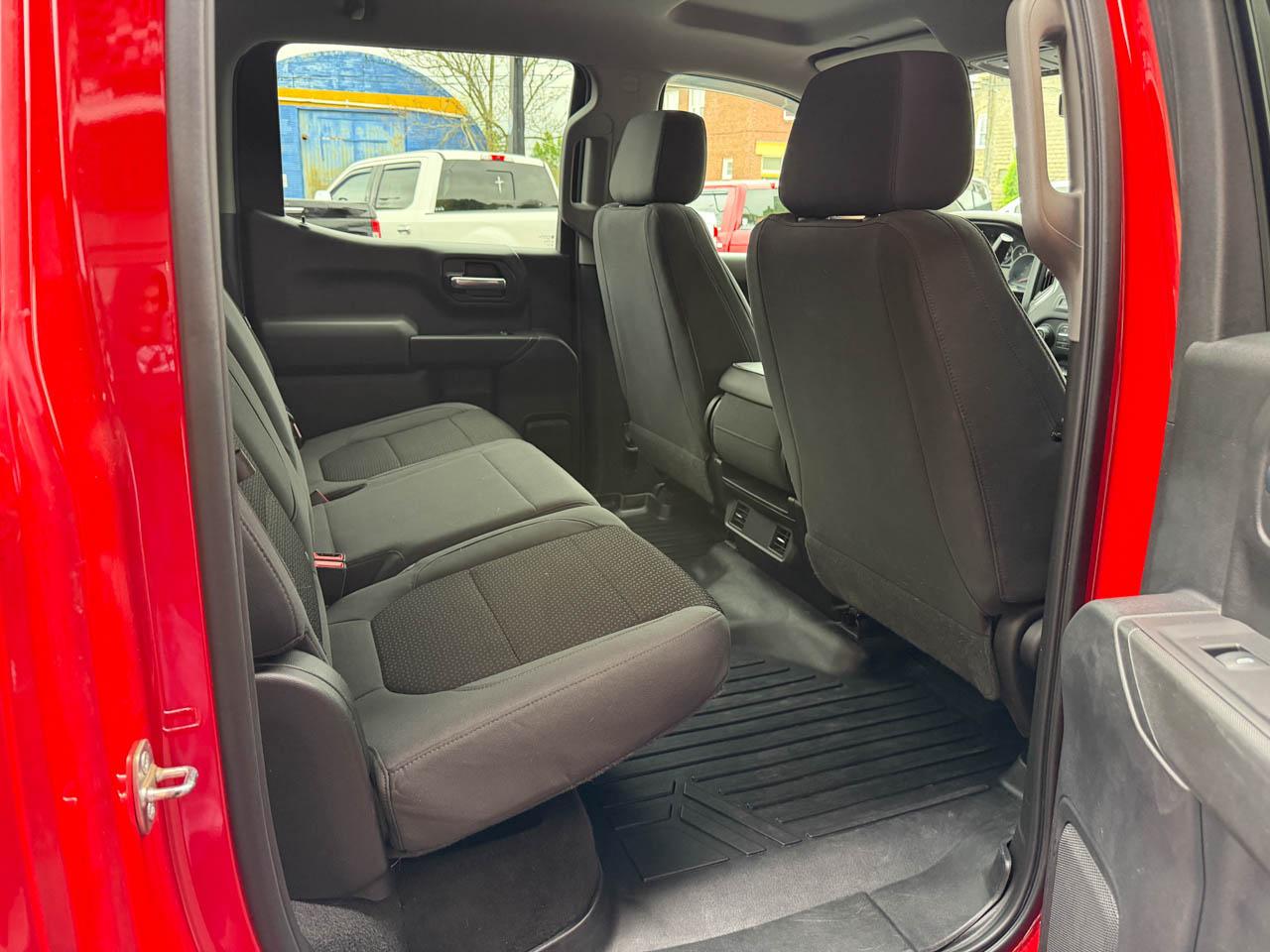 Chevrolet Silverado 1500 Custom Trail Boss Crew Cab Short Box 4WD 2020