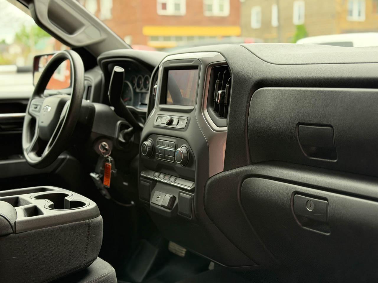 Chevrolet Silverado 1500 Custom Trail Boss Crew Cab Short Box 4WD 2020