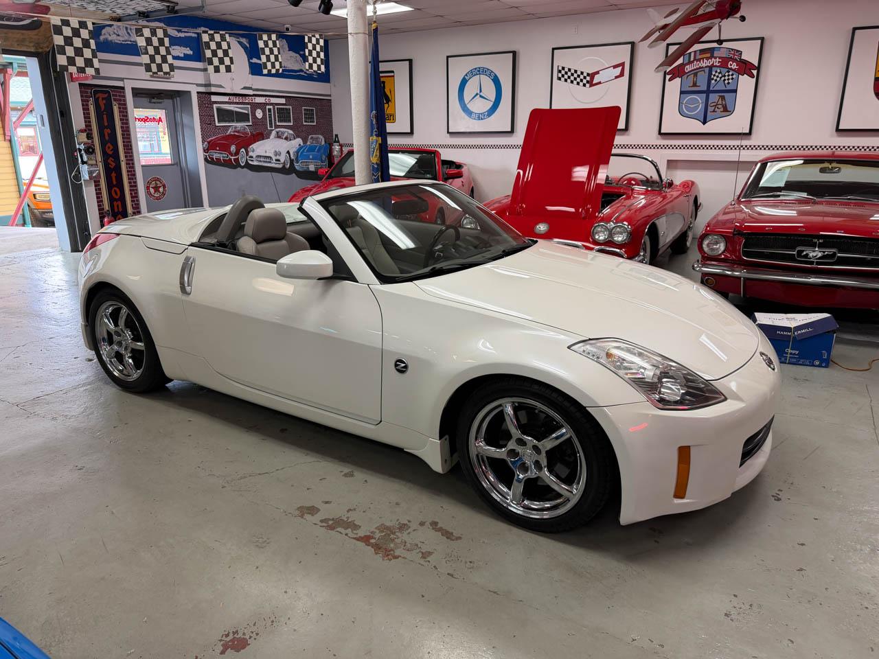 Nissan 350Z Enthusiast Roadster 2006
