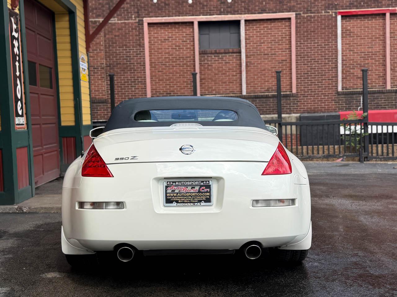 Nissan 350Z Enthusiast Roadster 2006