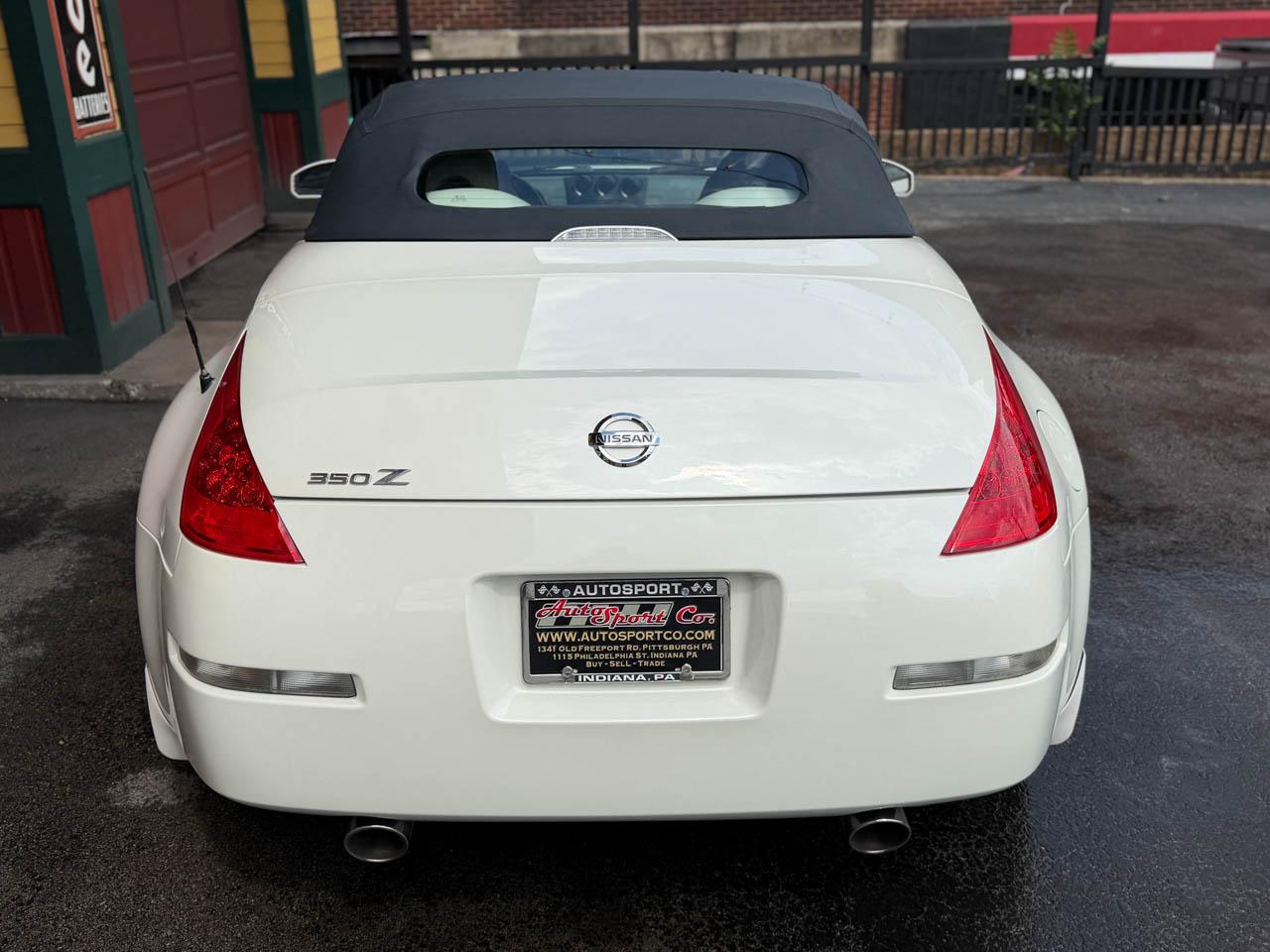 Nissan 350Z Enthusiast Roadster 2006