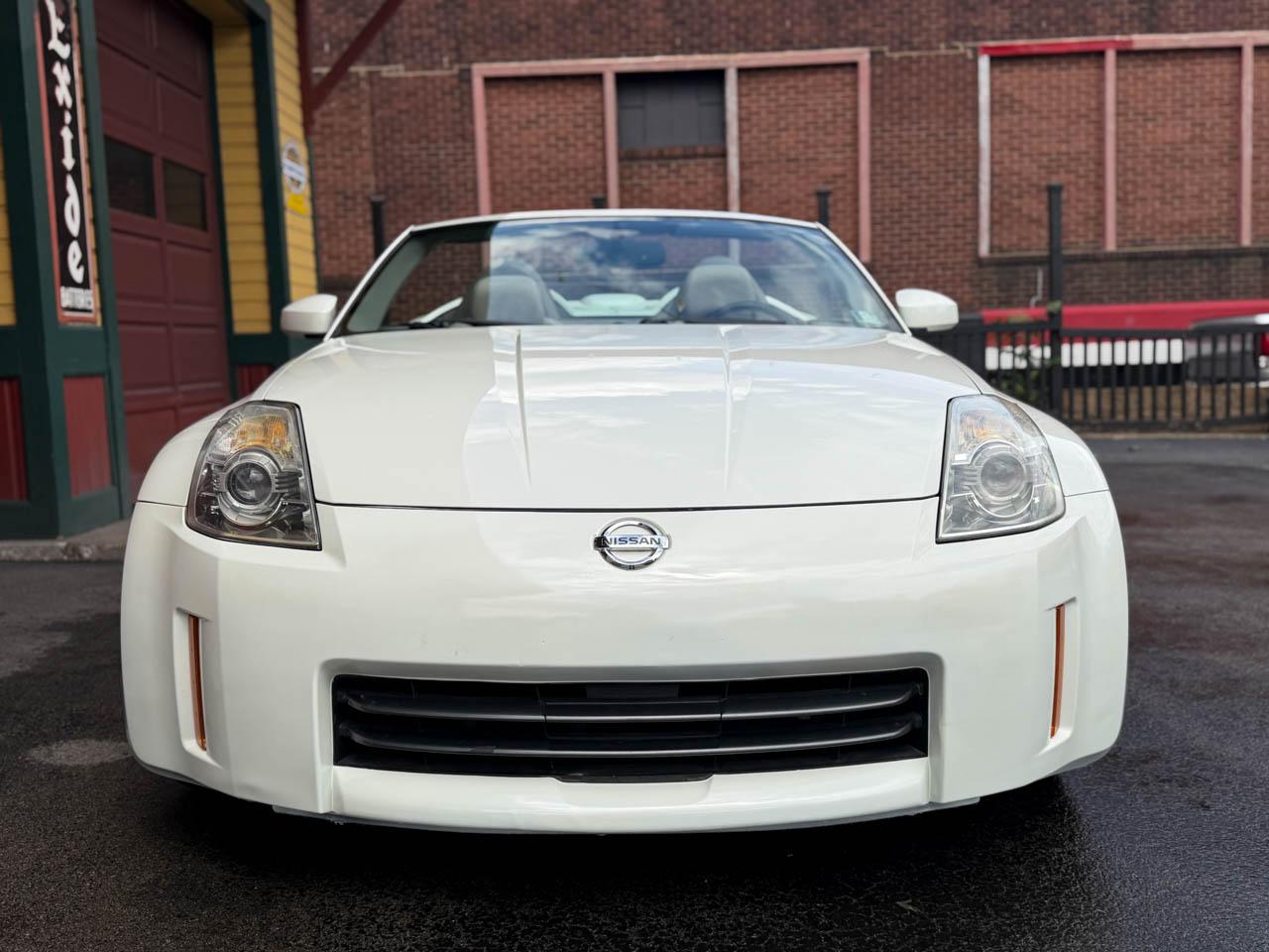 Nissan 350Z Enthusiast Roadster 2006