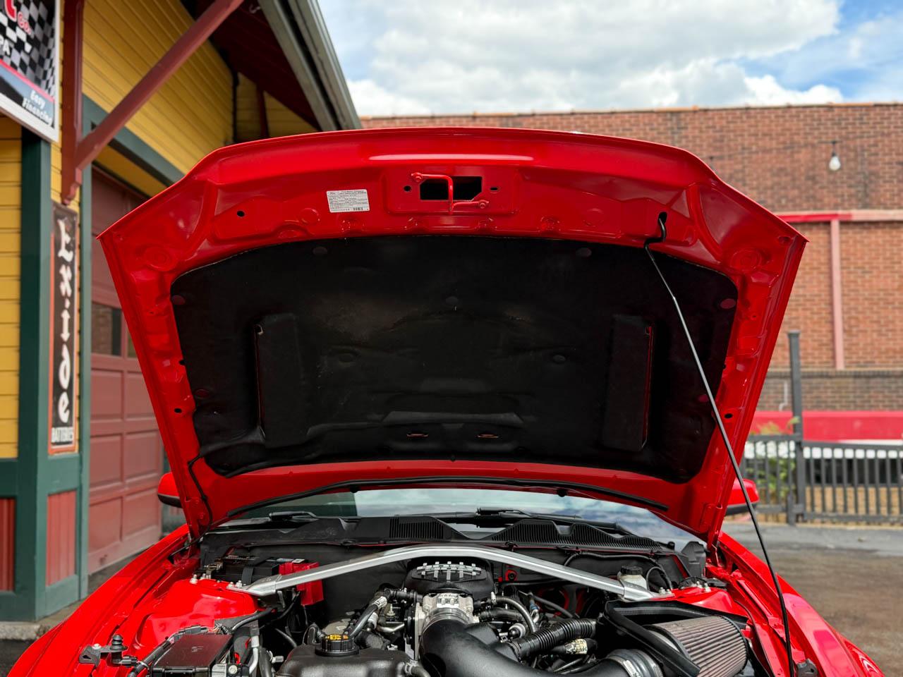 Ford Mustang GT convertible 2013