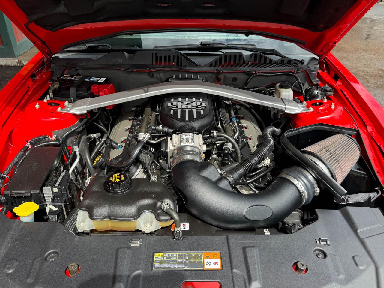 Ford Mustang GT convertible 2013
