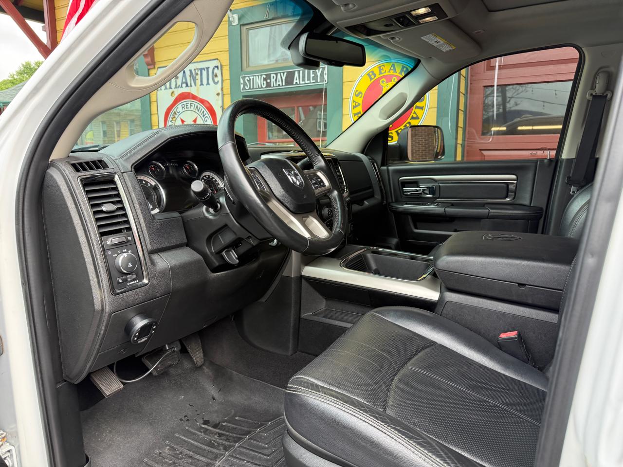 RAM 2500 Laramie Mega Cab 4WD 2018