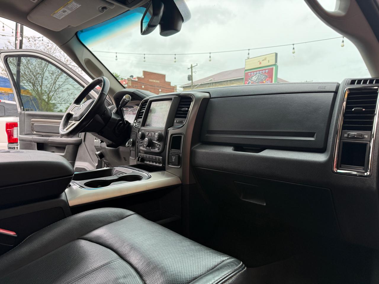 RAM 2500 Laramie Mega Cab 4WD 2018