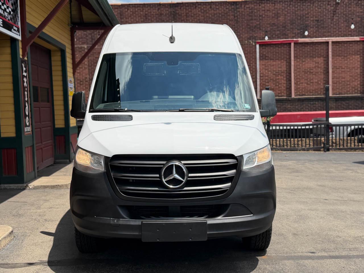 Mercedes-Benz Sprinter  2019