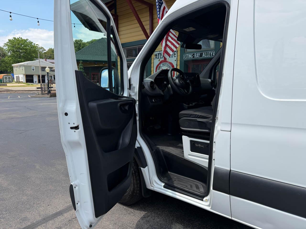 Mercedes-Benz Sprinter  2019