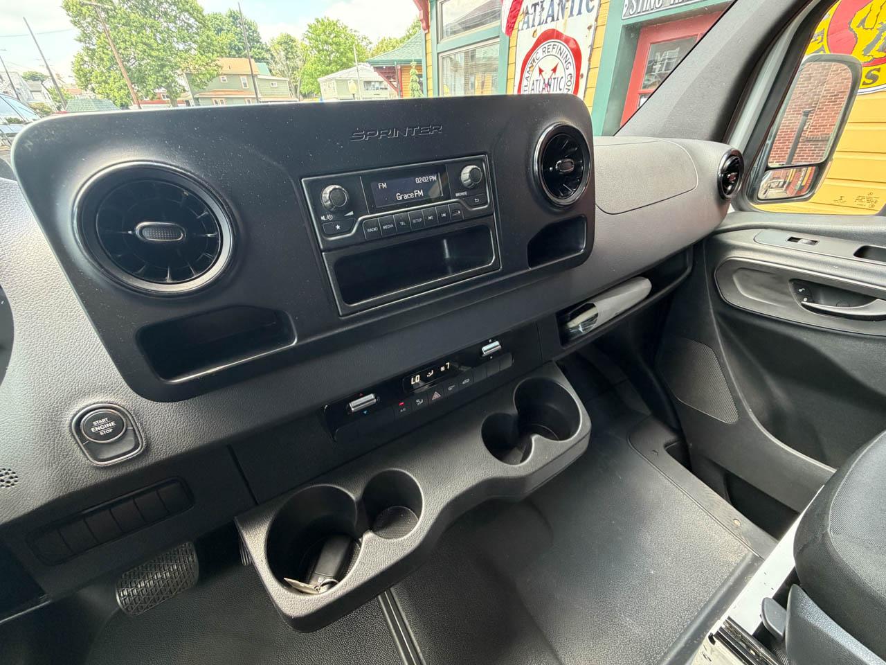 Mercedes-Benz Sprinter  2019
