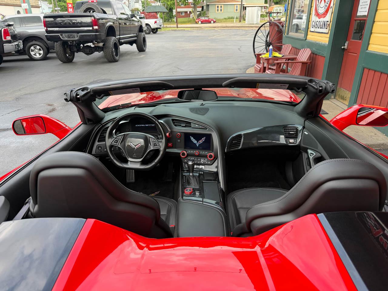 Chevrolet Corvette Grand Sport w/3LT Convertbile 2017