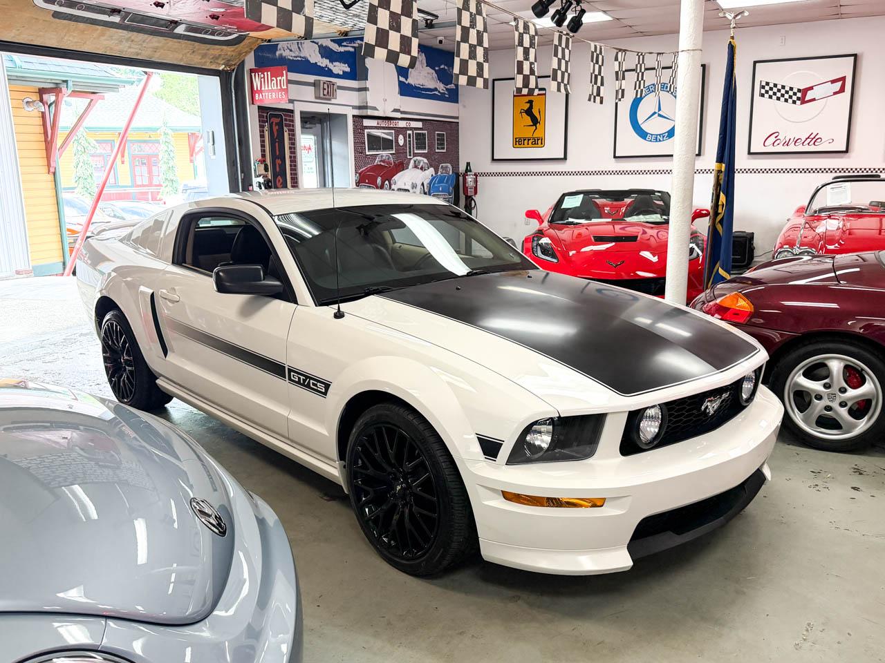 Ford Mustang  2007