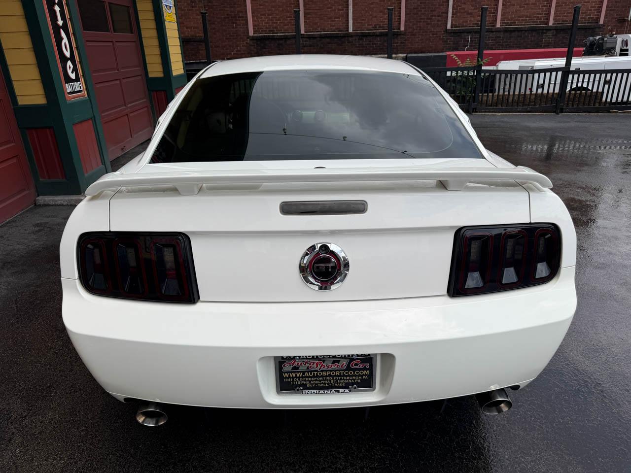 Ford Mustang  2007