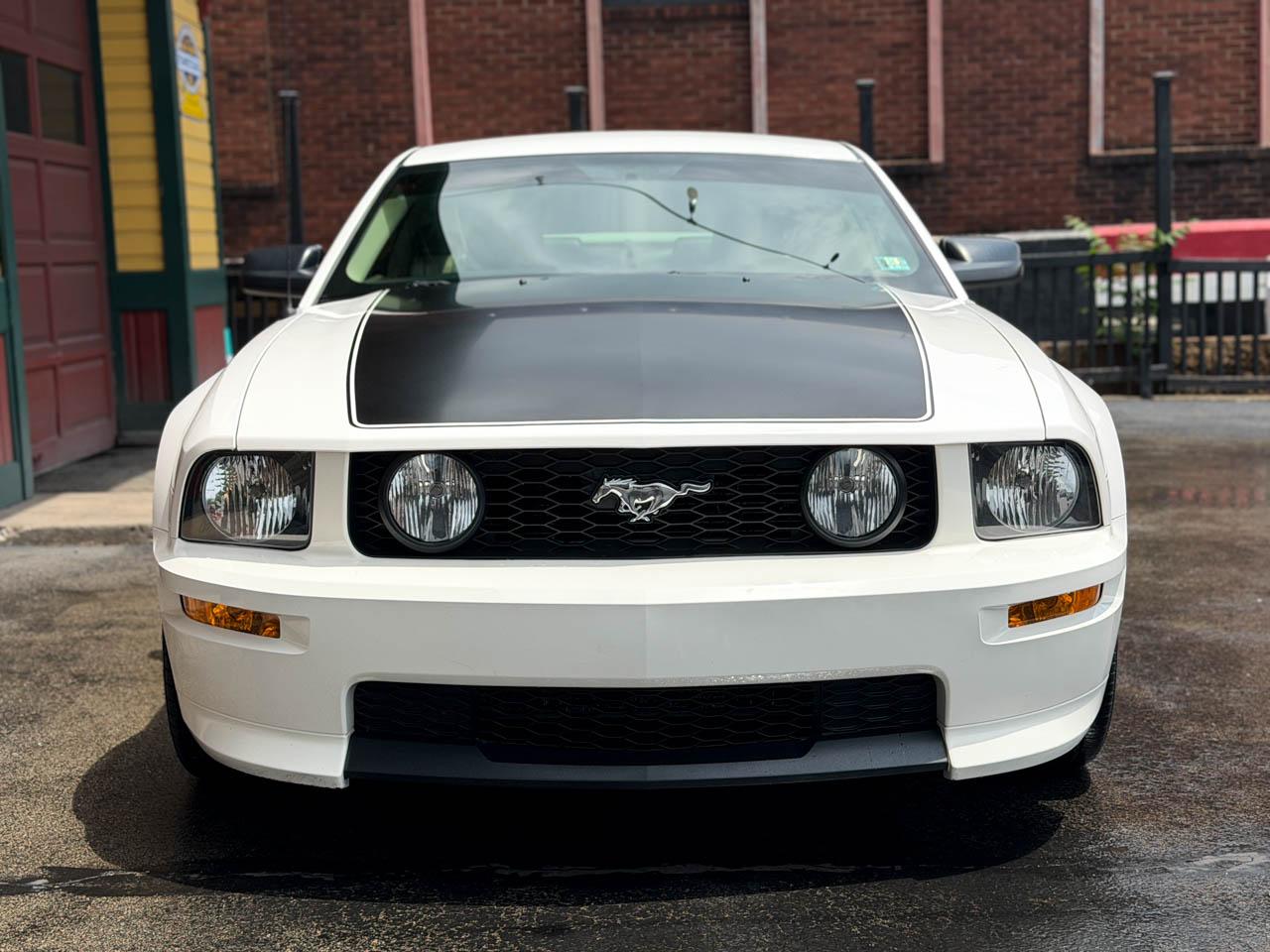 Ford Mustang  2007