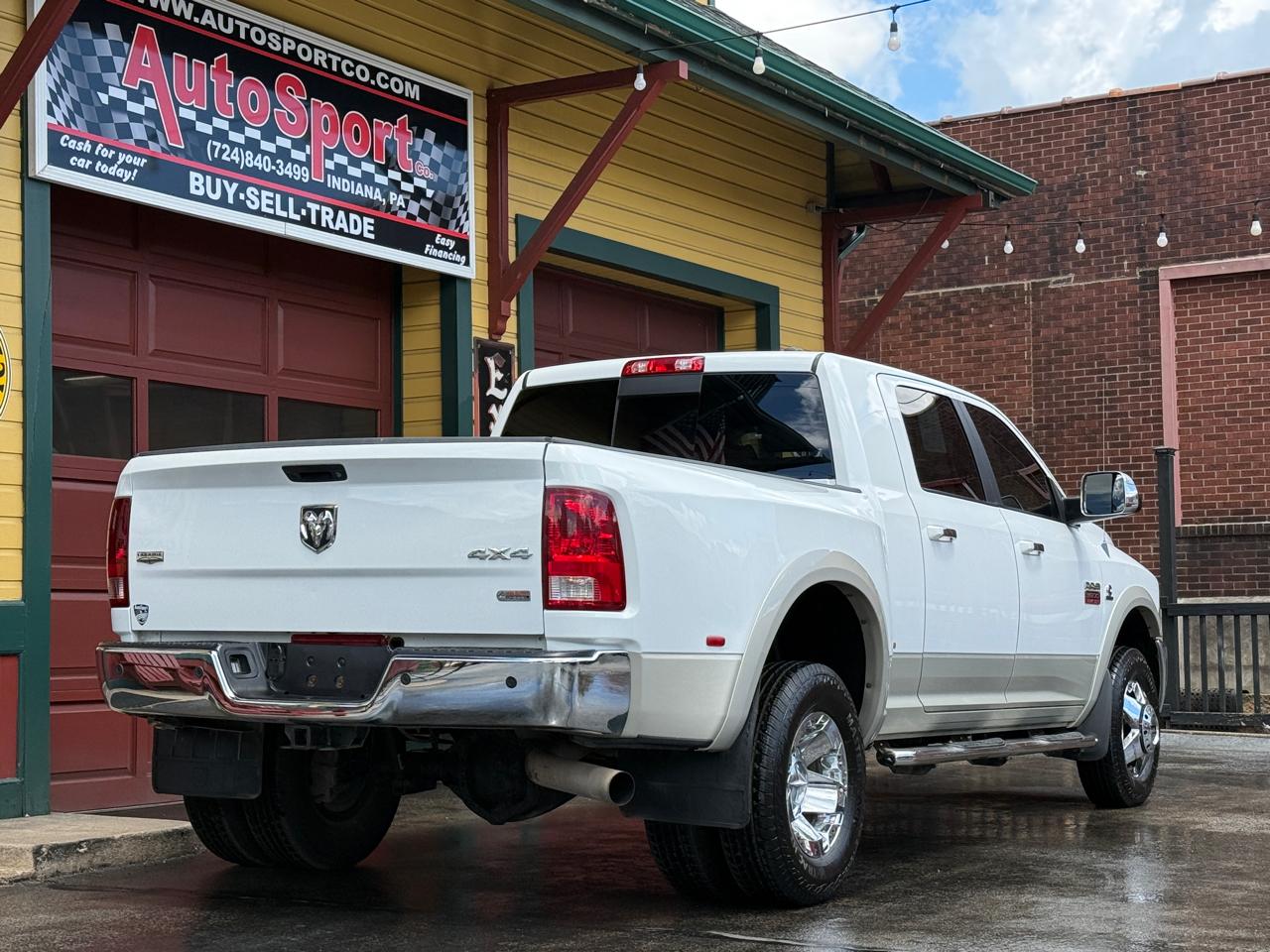 RAM 3500 Laramie Mega Cab 4WD DRW 2010