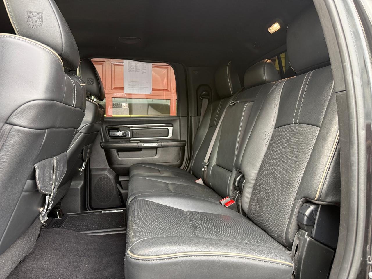 RAM 2500 4WD Mega Cab 160.5" Laramie Limited 2018