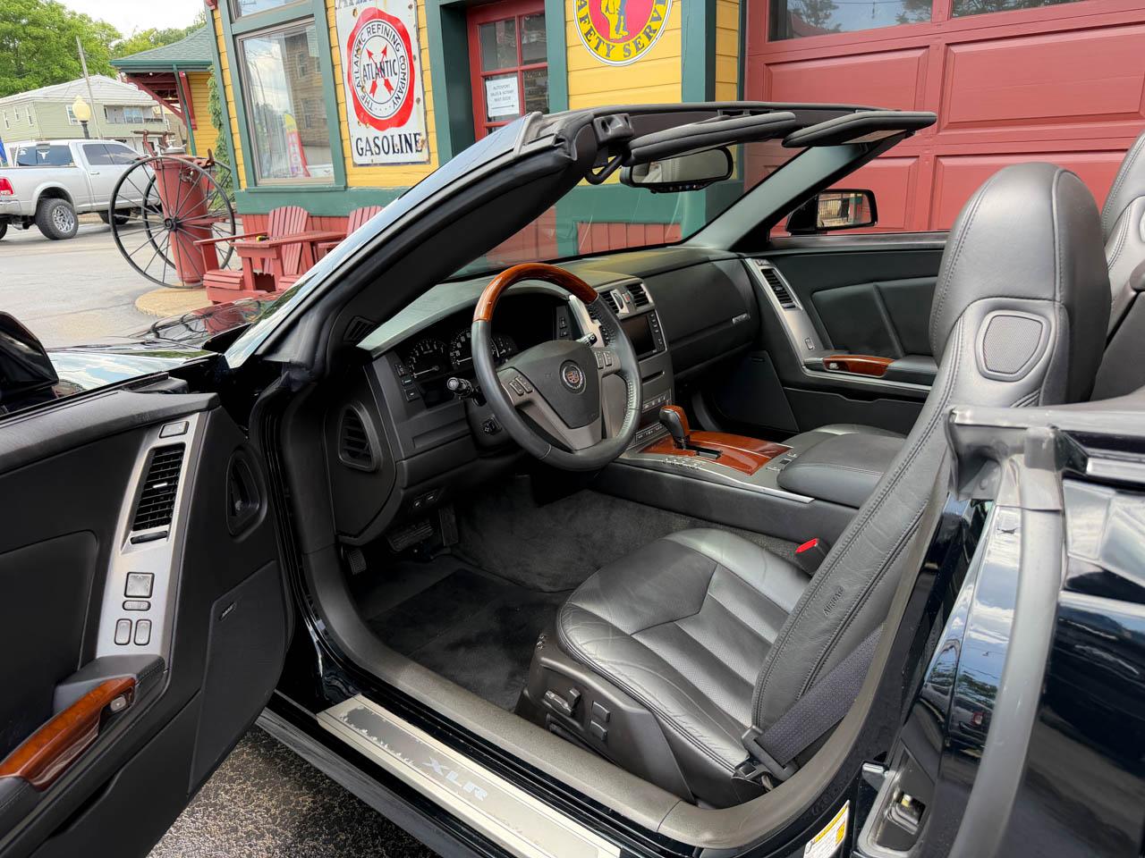 Cadillac XLR Convertible 2005