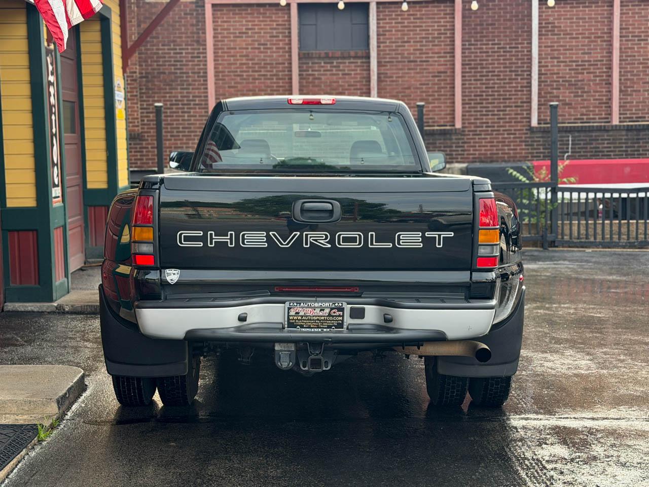 Chevrolet Silverado 3500 Work Truck 4WD DRW 2005