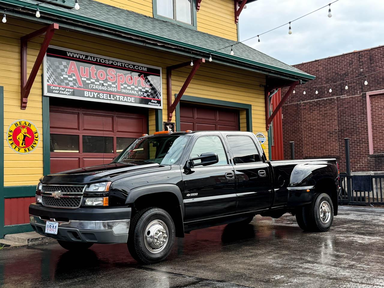 Chevrolet Silverado 3500 Work Truck 4WD DRW 2005