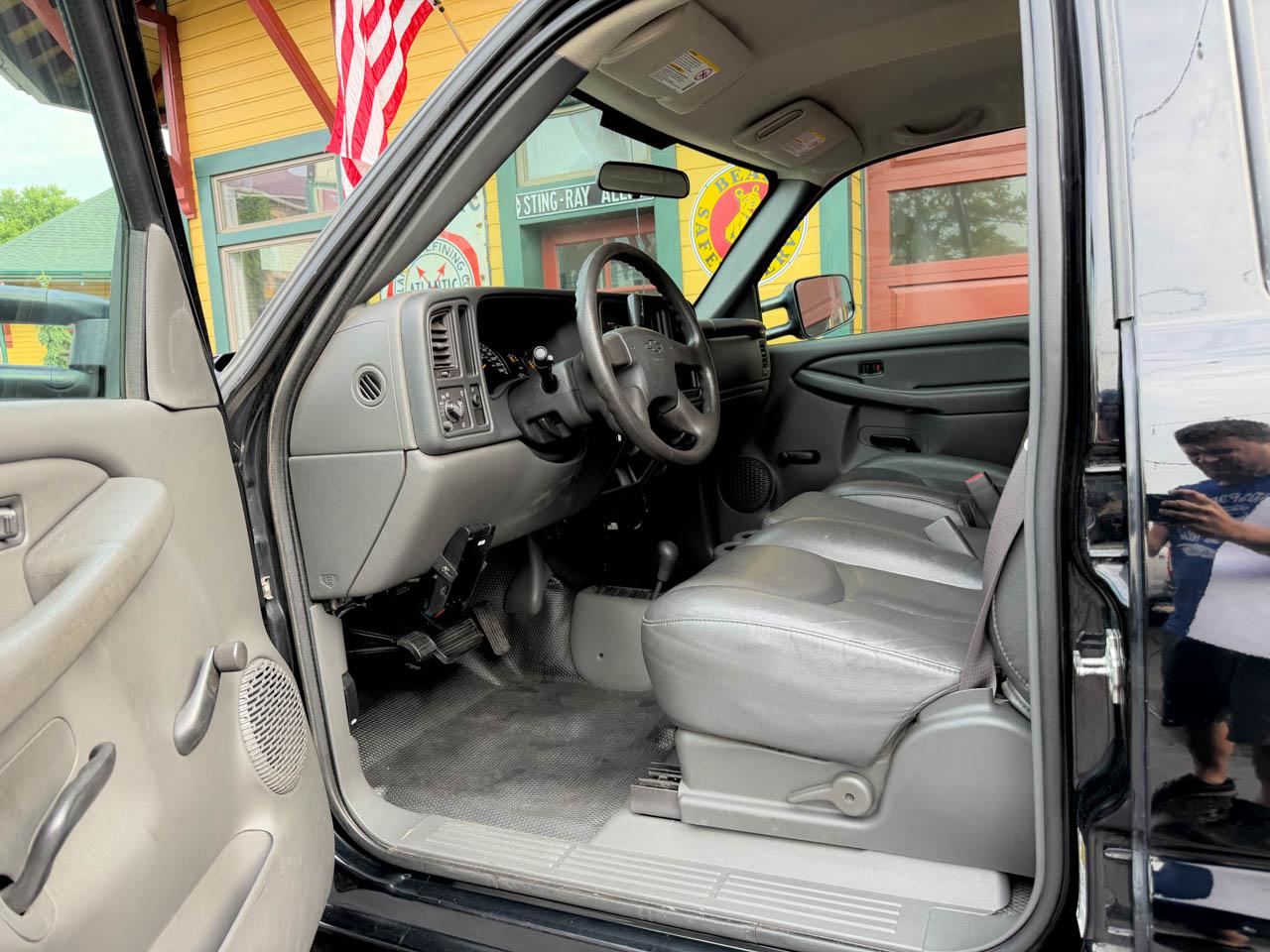 Chevrolet Silverado 3500 Work Truck 4WD DRW 2005
