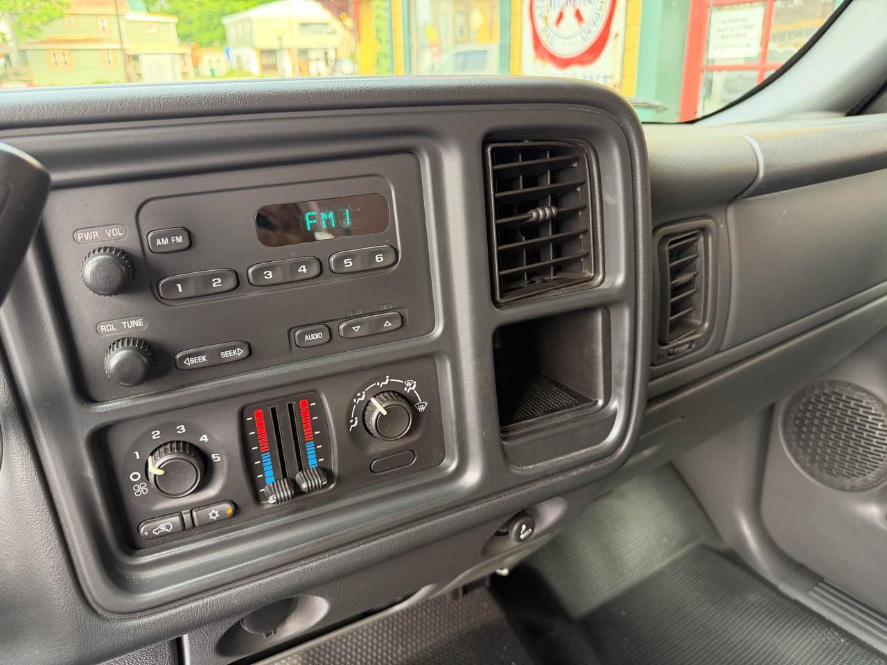 Chevrolet Silverado 3500 Work Truck 4WD DRW 2005