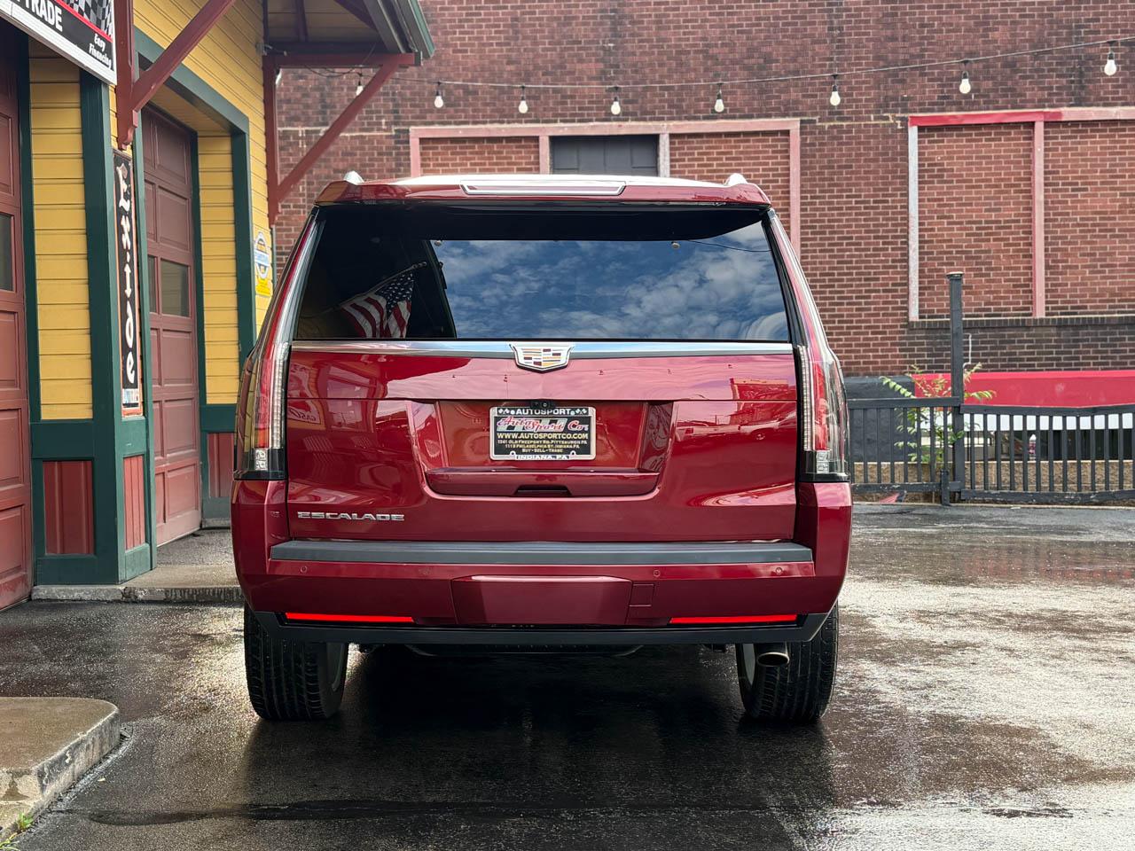 Cadillac Escalade  2018