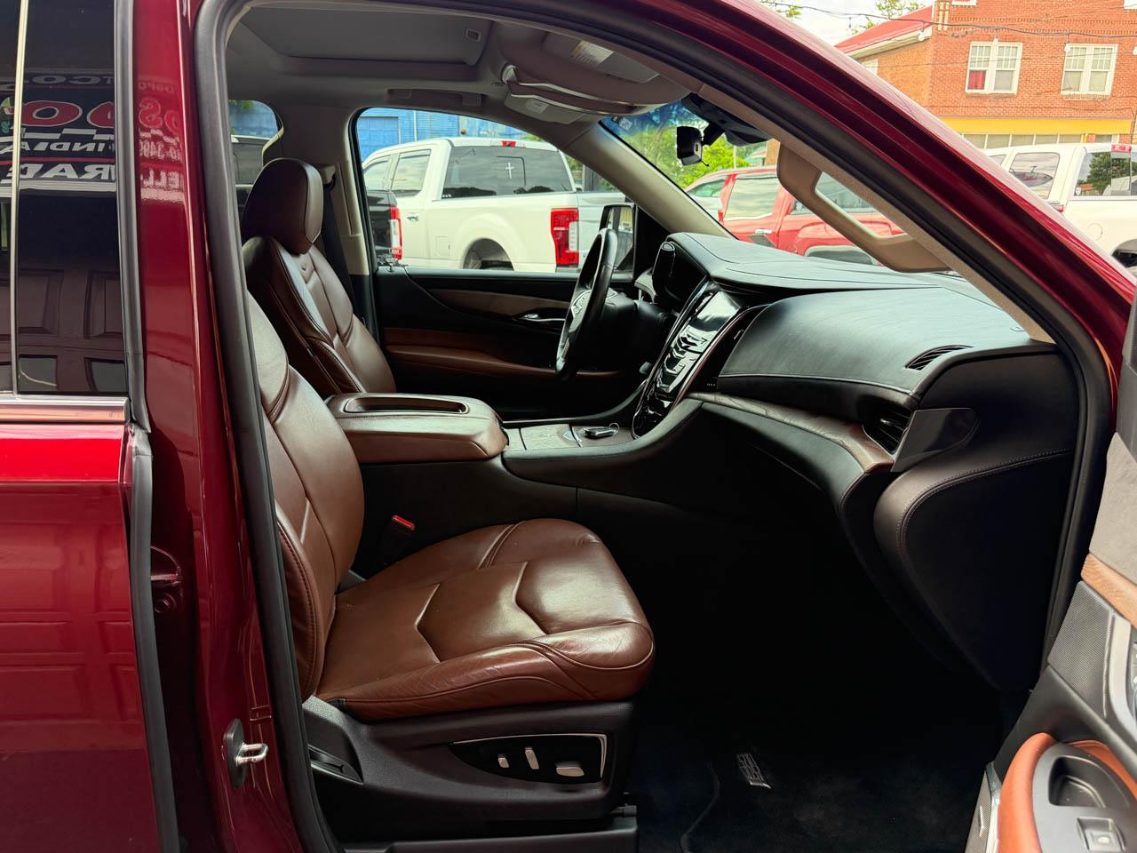 Cadillac Escalade  2018