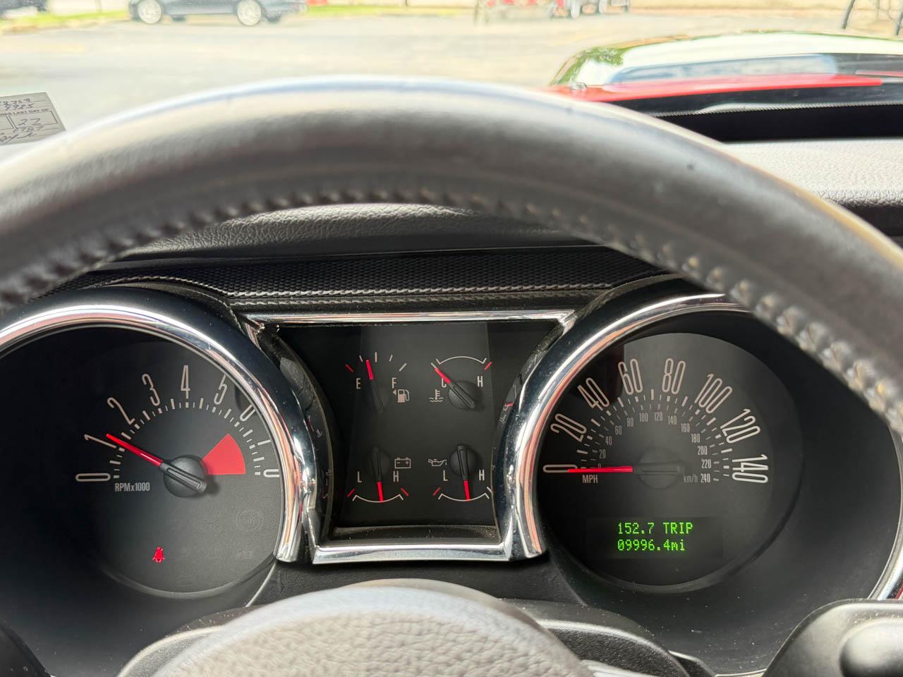 Ford Mustang GT Deluxe Coupe 2006
