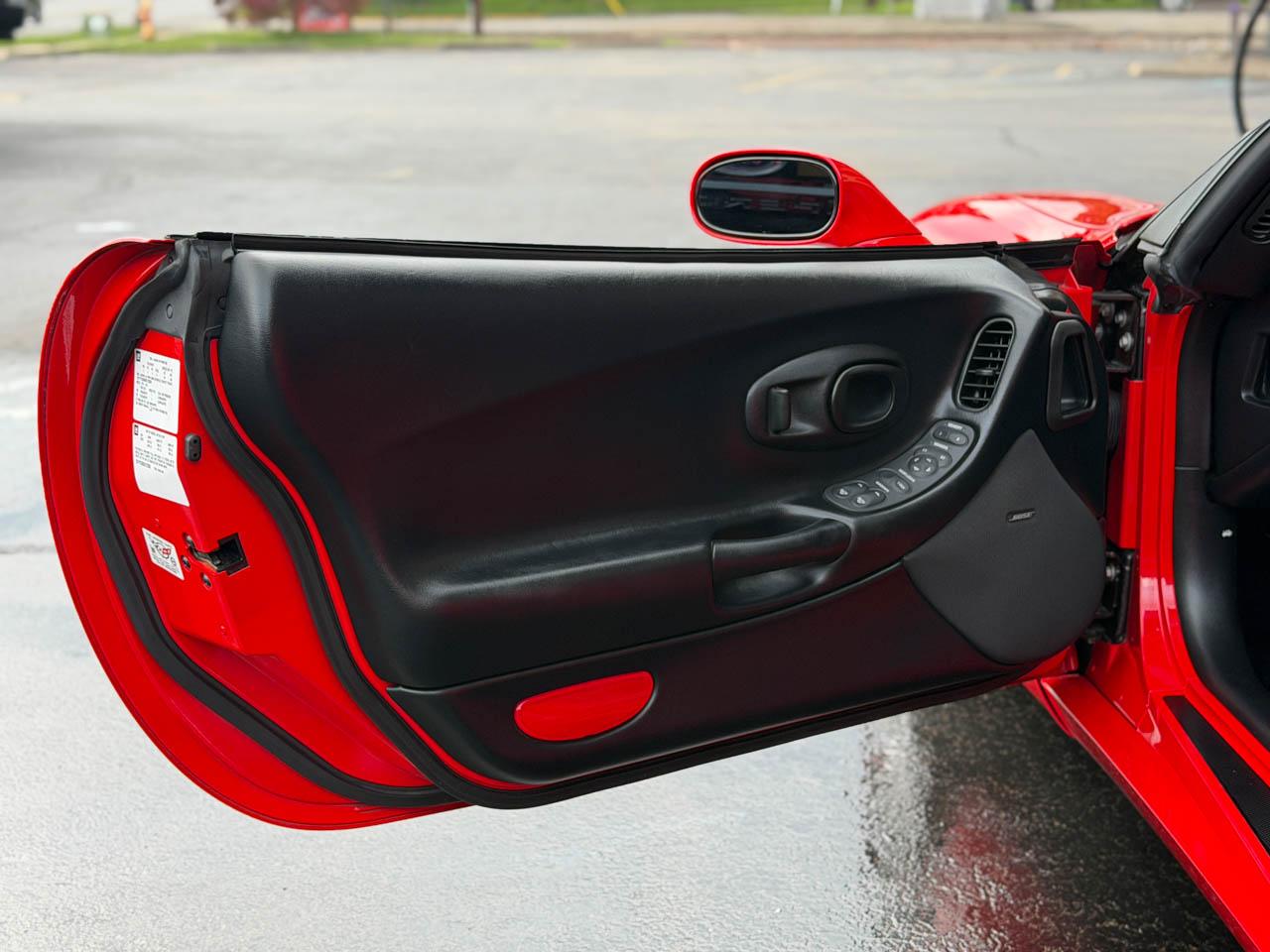 Chevrolet Corvette Convertible 2003