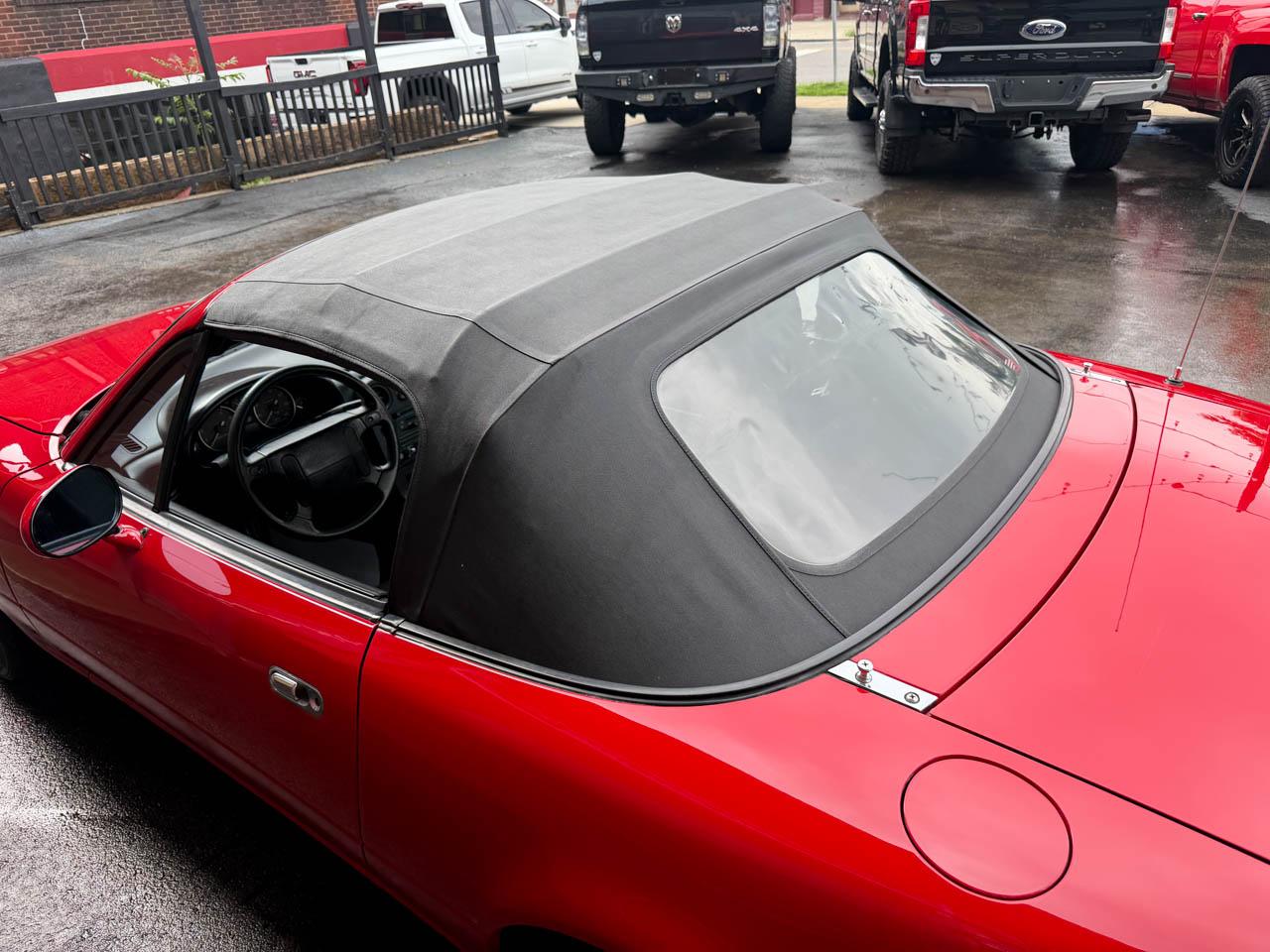 Mazda MX-5 Miata Base 1990
