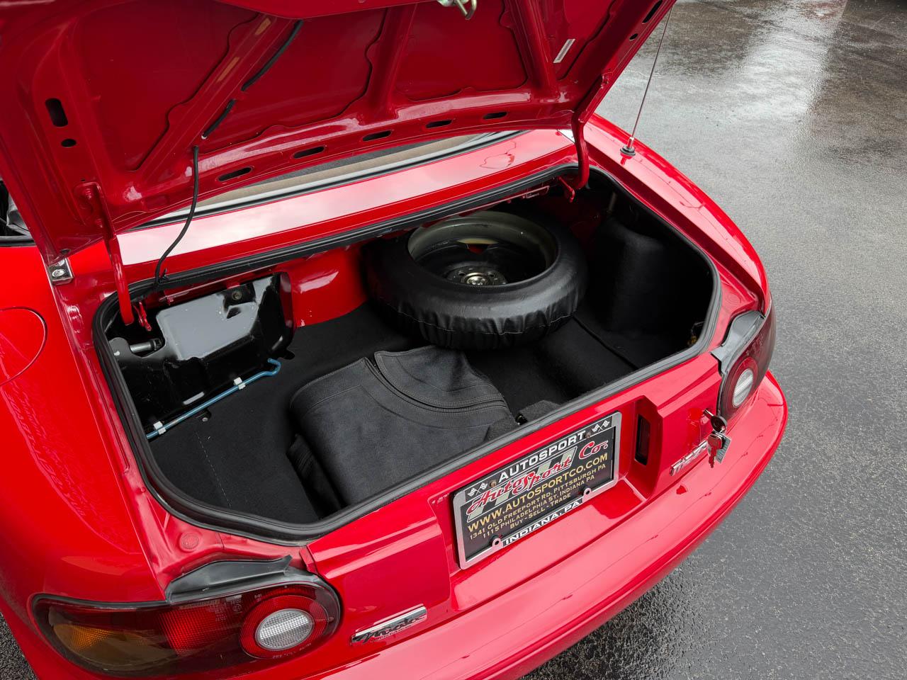 Mazda MX-5 Miata Base 1990