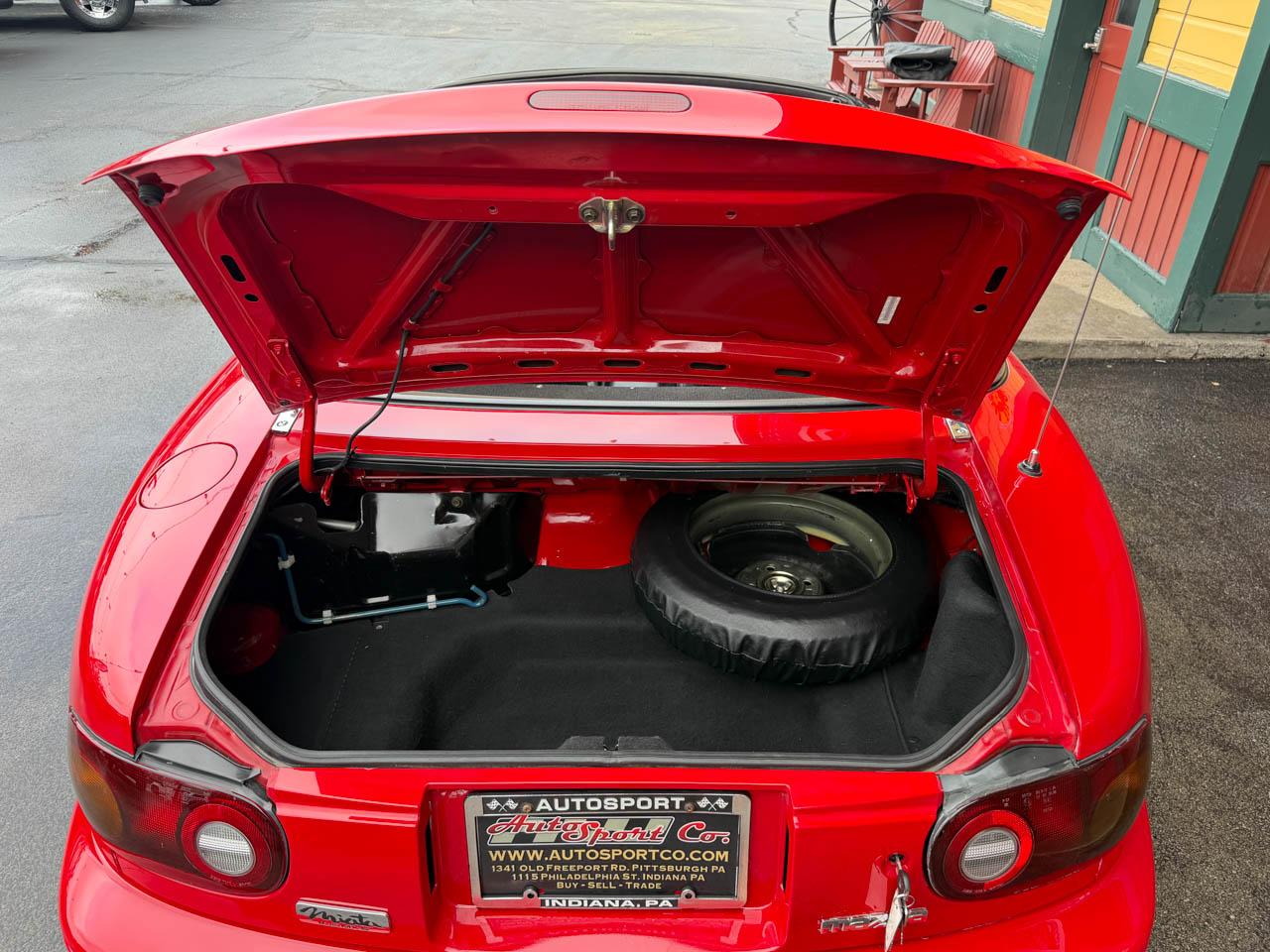Mazda MX-5 Miata Base 1990