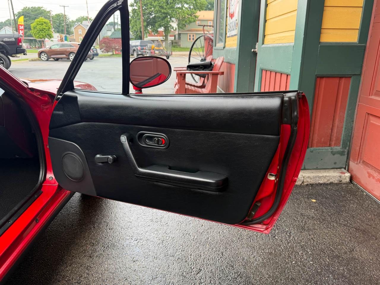 Mazda MX-5 Miata Base 1990