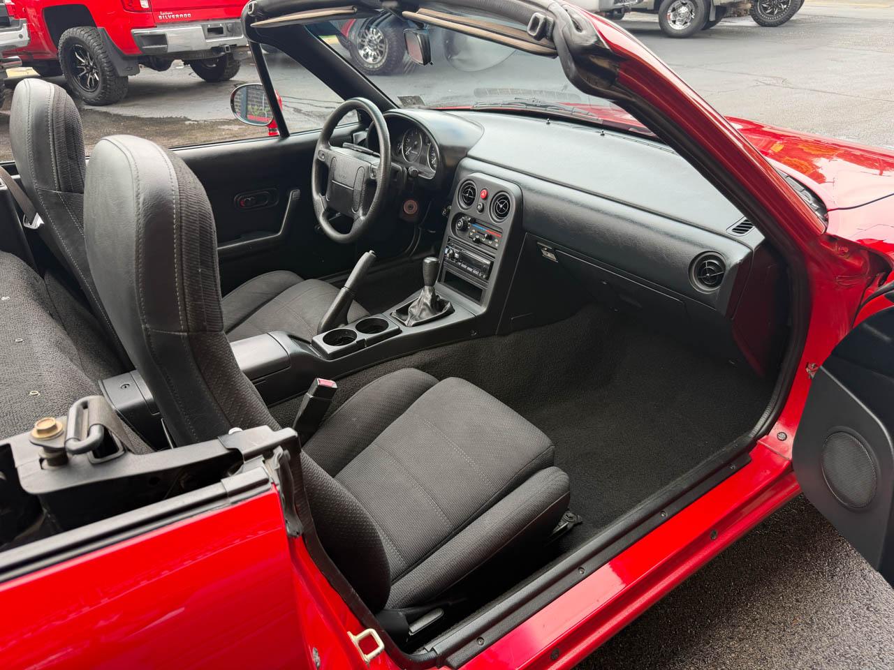 Mazda MX-5 Miata Base 1990